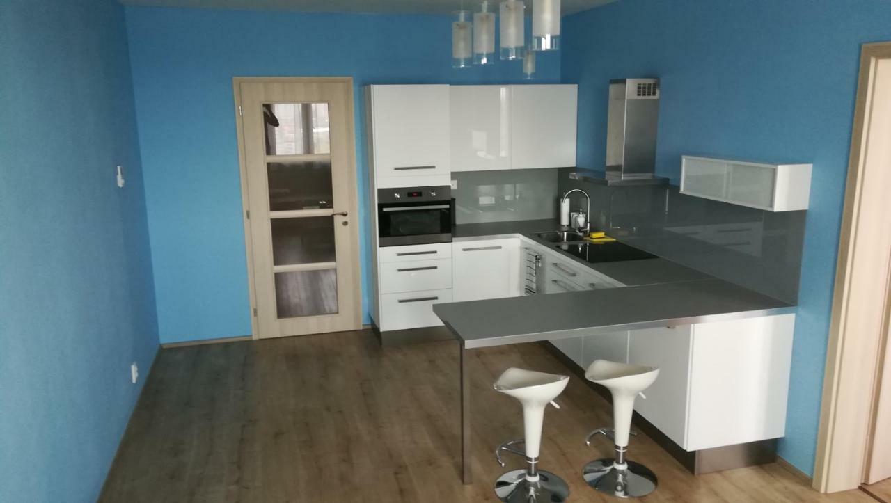 Big Apartment Rezidence Eliska Praag Buitenkant foto
